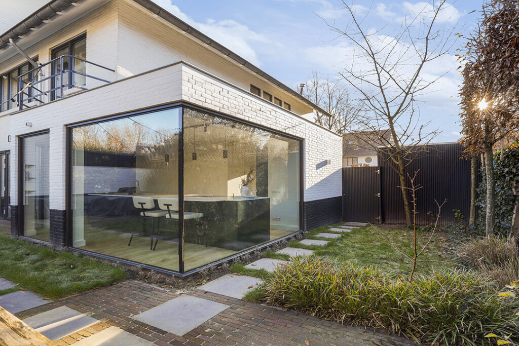 zijgevel na de verbouwing